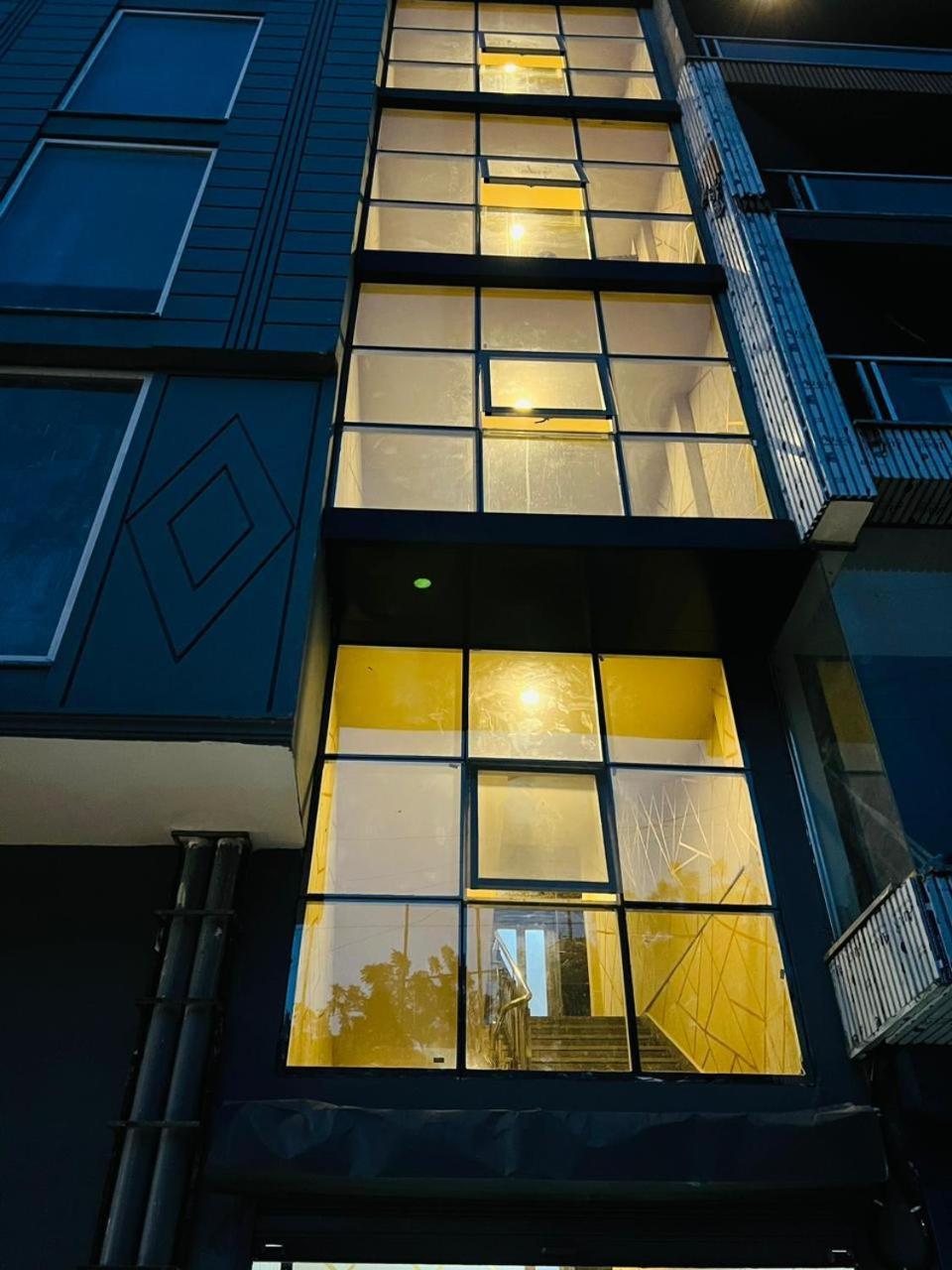 Hotel Riverb New Delhi Exterior photo