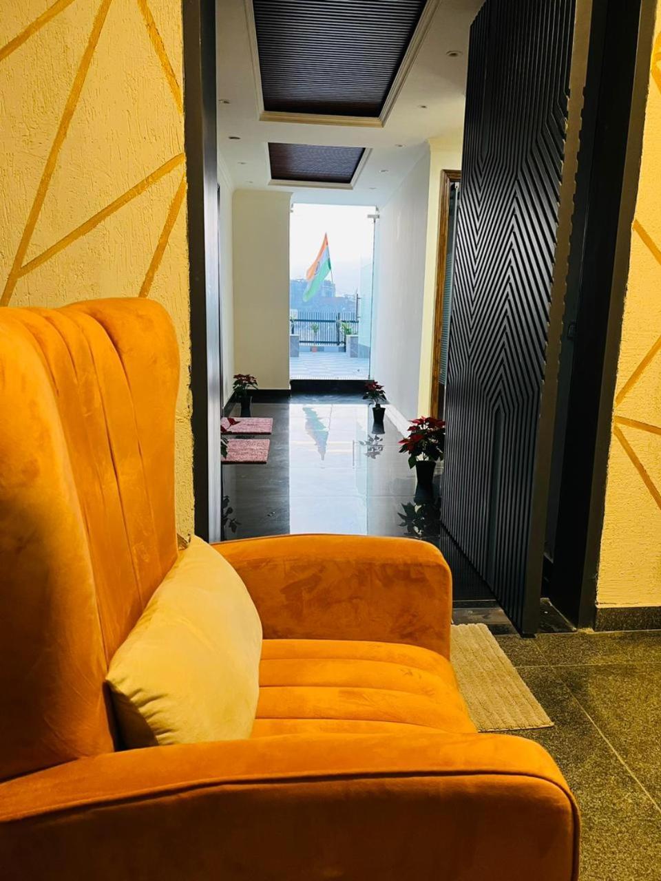 Hotel Riverb New Delhi Exterior photo
